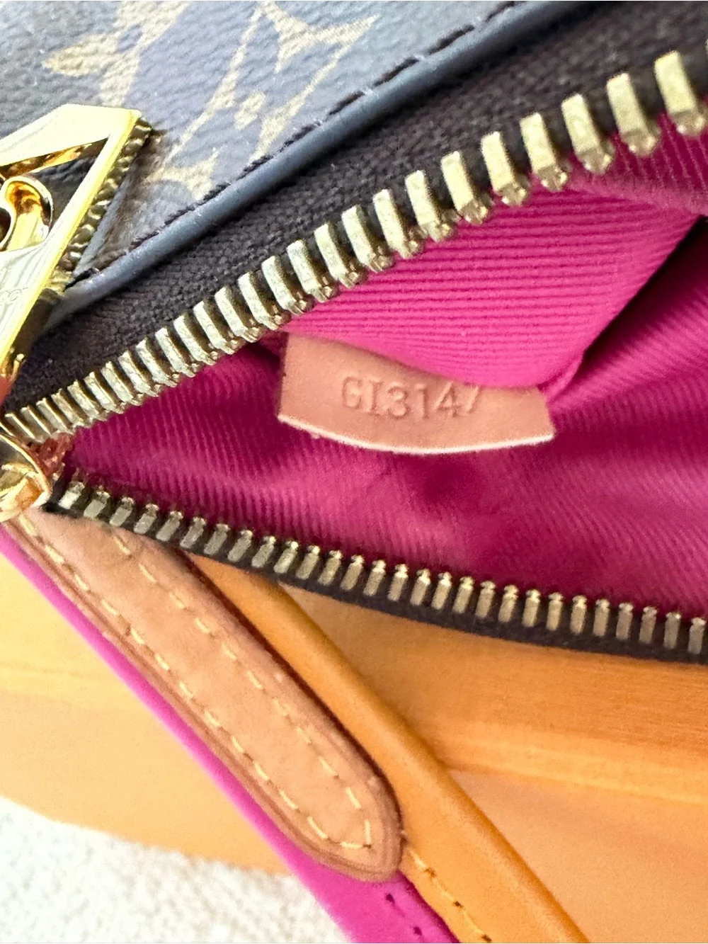 Louis Vuitton Monogram Loretta Crossbody bag